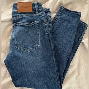 Lucky Brand straight leg denim jeans